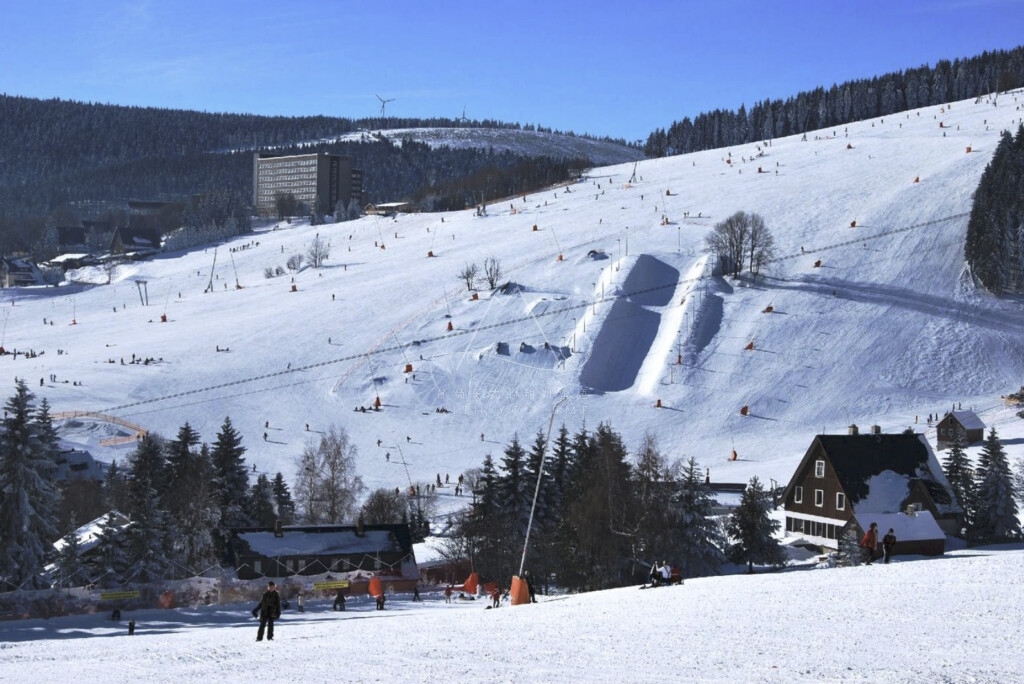 【德國】Fichtelberg - Oberwiesenthal 德東邊境的小型滑雪場 便宜的滑雪體驗